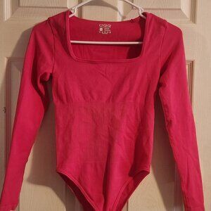 OQQ Hot Pink Seamless Long Sleeve Square Neck Bodysuit Size S